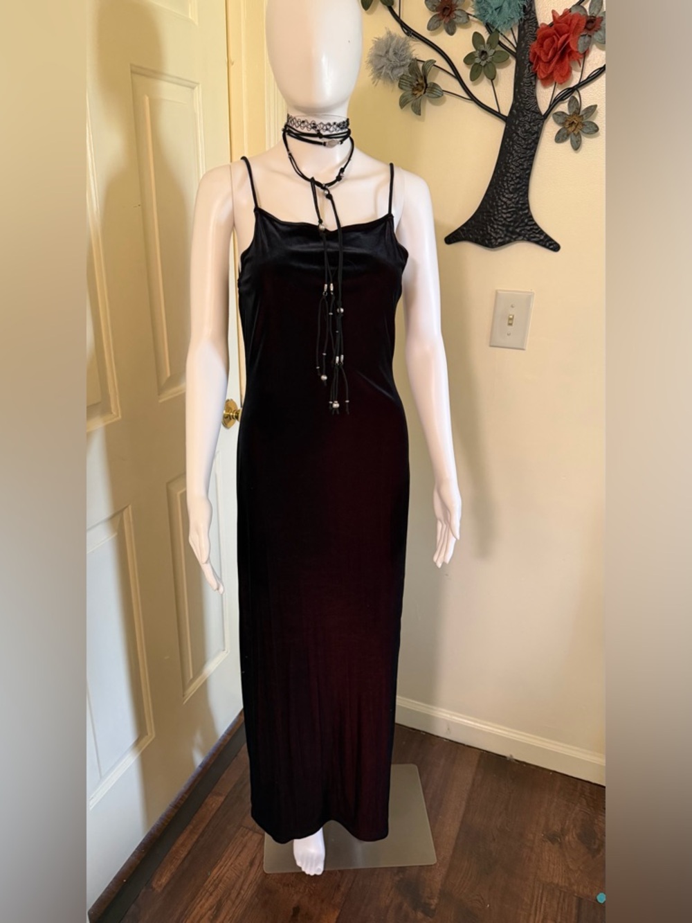 Elegant vintage  Velvet Slip Dress with Thin Straps